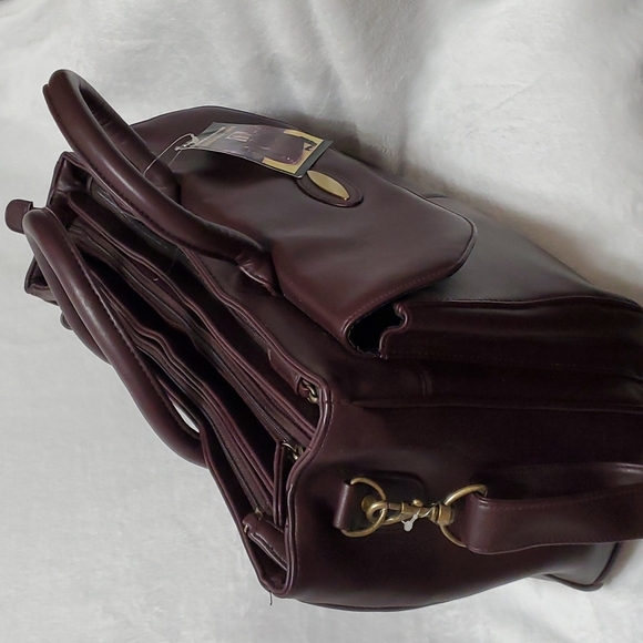 WOMEN'S BUSSINESS CARRYALL TOTE - Picture 2 of 10